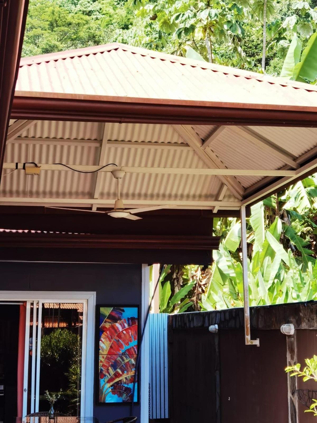 Sunrise House Bed & Breakfast เกโปส ภายนอก รูปภาพ