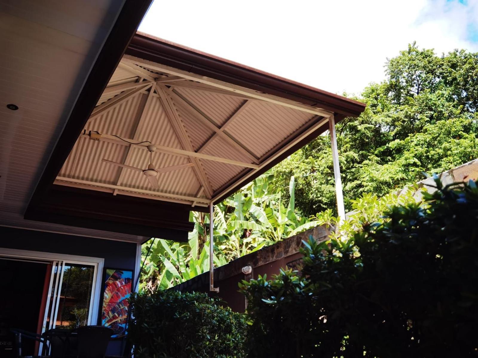 Sunrise House Bed & Breakfast เกโปส ภายนอก รูปภาพ
